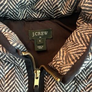 J. Crew‎ Vest Black & White Quilted Puffer Herringbone Pattern Women’s Size S